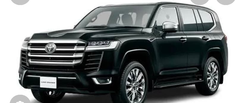 Toyota Land Cruiser V8 2022 premium SUV for executive car hire in Abuja, Nigeria